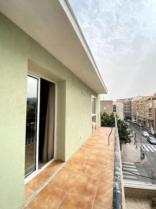 El Pisito Mediterraneo Melilla Luaran gambar